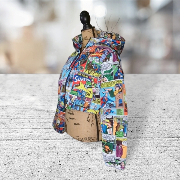 Forever 21 hooded DC comic Book jacket/hoodie/puffer coat size M🎉hp🎉 - Picture 7 of 15
